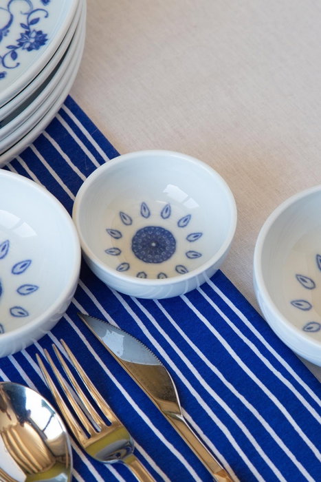 Hermia Juego de desayuno de porcelana 14 piezas blanco y azul